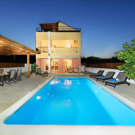 Ritas Gennadi Villa Екстериор снимка